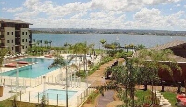 Excellent apartment on the edge of Lake Paranoá