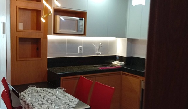 Excellent kitinet, internet, beach chairs, cooler, bed and bath linen