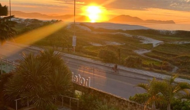 Excellent seafront apt 03 Qtos Cabo Frio