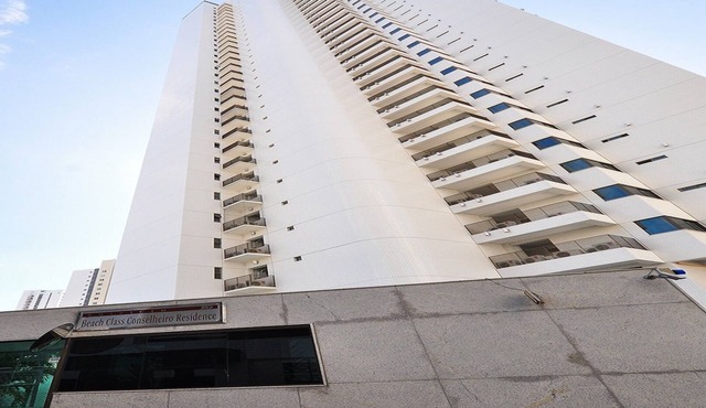 Exceptional Luxury Flat in Boa Viagem on the 26th Floor, 150 meters from the Sea and Services