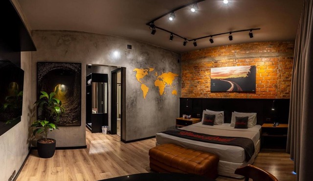 Experience Ponta Grossa’s Charm in a Well-Equipped, Delightfully Modern Room
