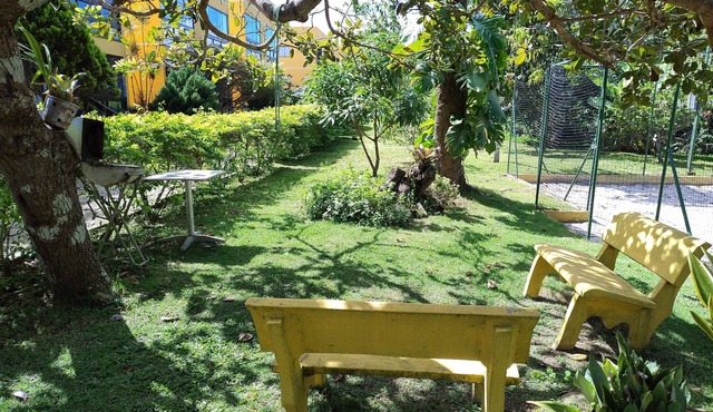 Furnished flat in Serra Negra, in a gated community and close to Bodega de Veio