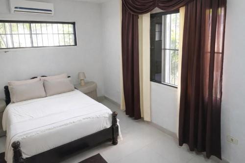 Family Apartment in Luque 2 Bedrooms Near Airport