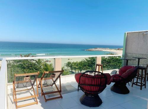 Felicidade in sea front