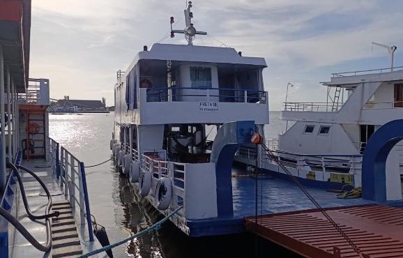 Ferry Boat Harpia