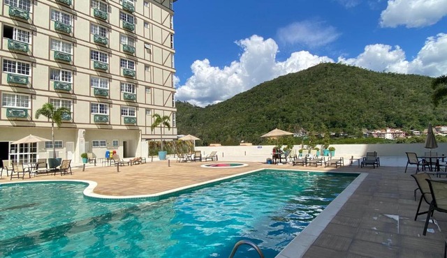 Flat 217 Granja Brasil - Com Piscina Em Itaipava