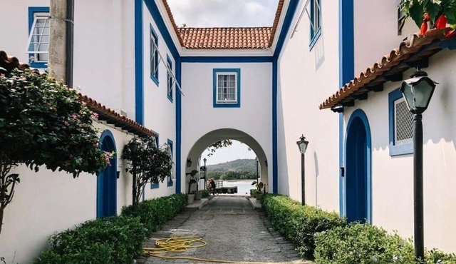 Flat 428 no centro de Cabo Frio a 700m da praia