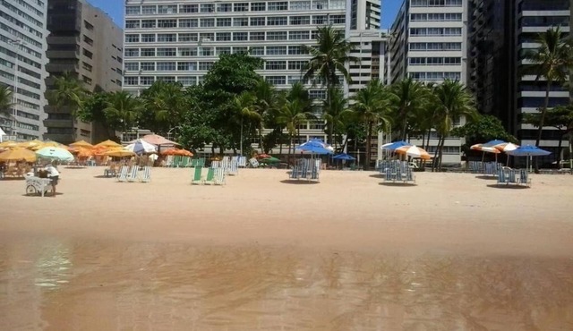 Flat Boa Viagem - 100 meters from the beach. In front of Acaiaca