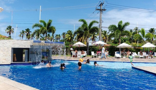 Flat com 1 Quarto e Lazer no Condomínio Muro Alto Clube Muro Alto Family Flat