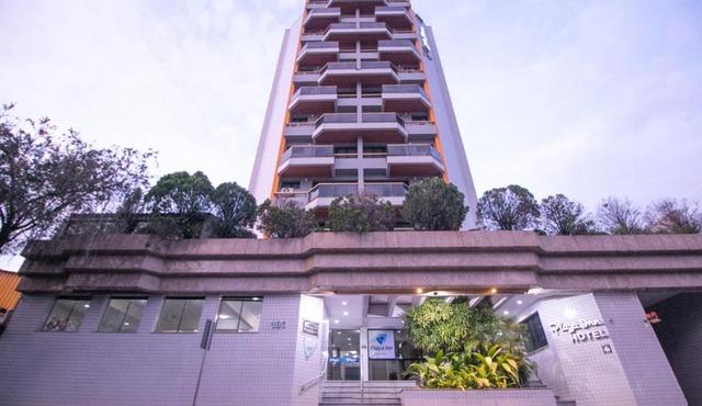 Flat Completo - Ap 801 no Centro de Araxa - MG