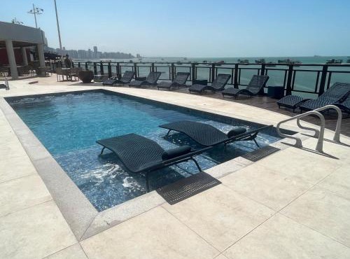 Flat Iate Plaza