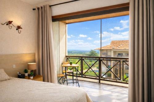 Flat no Monte Castelo, Gravatá-PE - Piscinas e Fazendinha