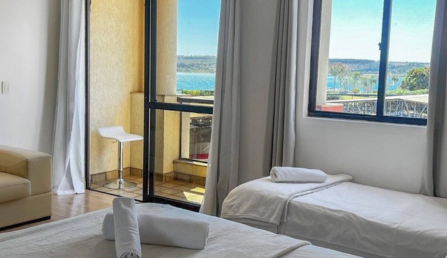 Flat Resort Lake Side Beira Lago 5 Minutos do Centro de Brasília