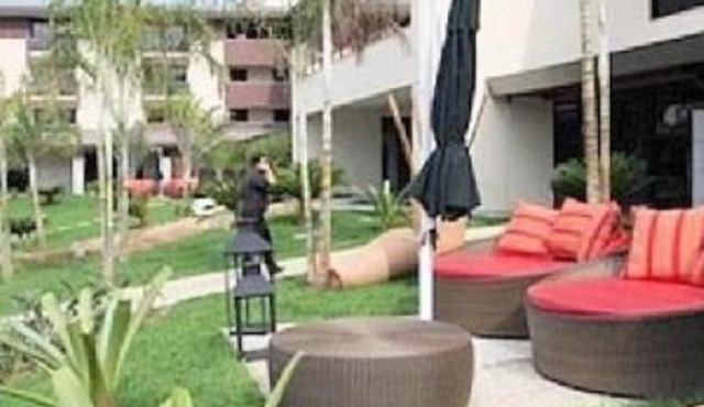 Flat Romântico à Beira Lago M 401