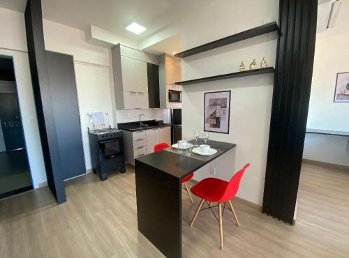 Fully equipped apt: A/C, pool & gym in Downtown