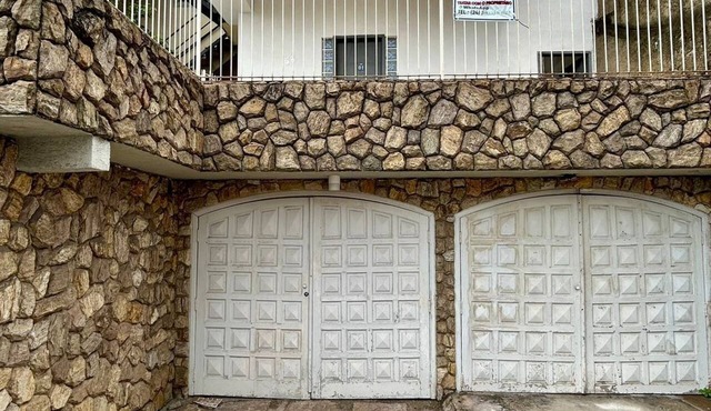 Furnished house for seasonal rental, 5 minutes from CSN, with 3 bedrooms and 1 suite.