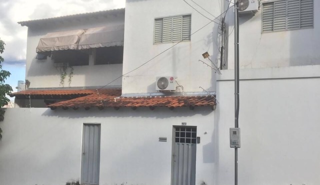 Furnished loft with air conditioning and Wi-Fi for short-term rental in Cuiabá.