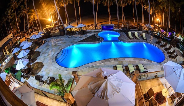 Genus Beach Hotel