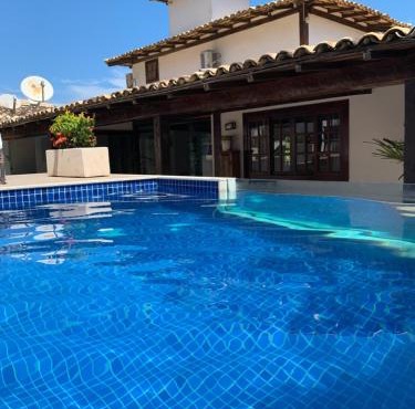 Geribá - piscina de vidro com hidromassagem - 12 pessoas