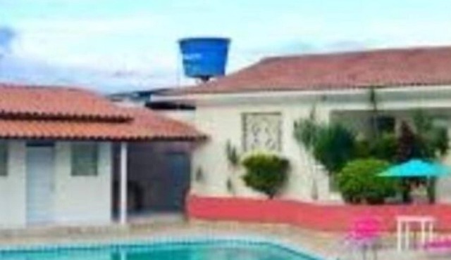Gold hotel
