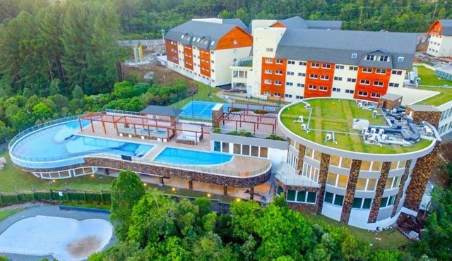 Gramado Golden Resort, apartamento luxo quintuplo