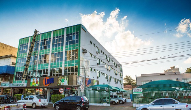 Grand Prix Hotel