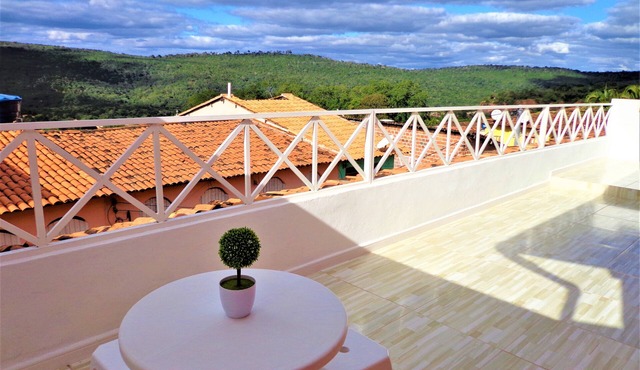 Great house for vacation rental in Lençóis, with views of the city and the mountains.