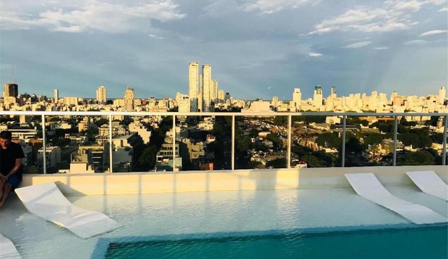 Great Place, Modern & Comfortable. Roof top. Pool