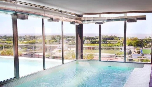 Green Bliss - Spacious Studio in Nunez