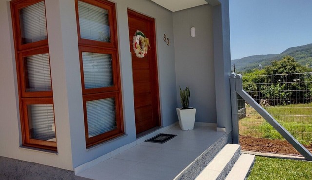 Greyhouse pool house close to Gramado and the Buddhist Temple