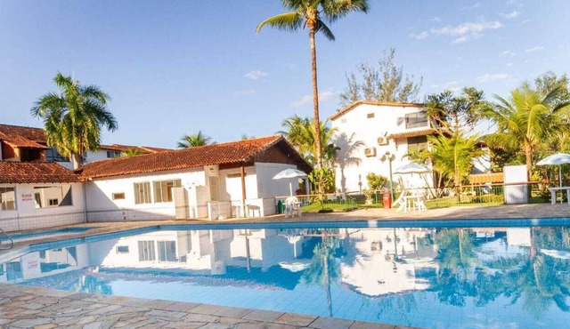 Ground floor apartment in condominium, club, beach, sea, restaurants and amenities