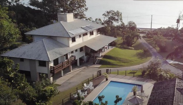 Haute Haus - Guest House