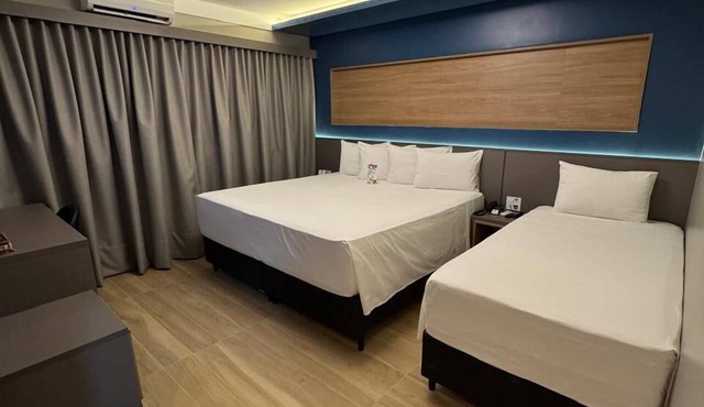 HD Plaza Hotel
