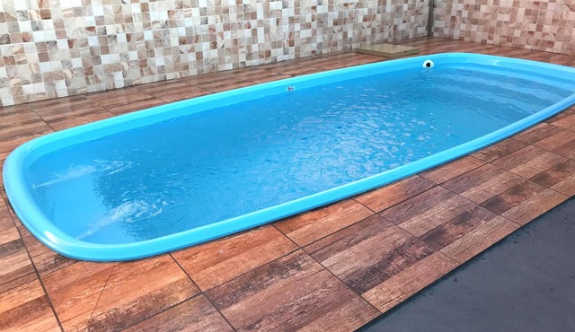Heated Pool, Air-cond, Living Room and Bedrooms, WiFi, COMPLETE HOUSE! (Est. Sun)