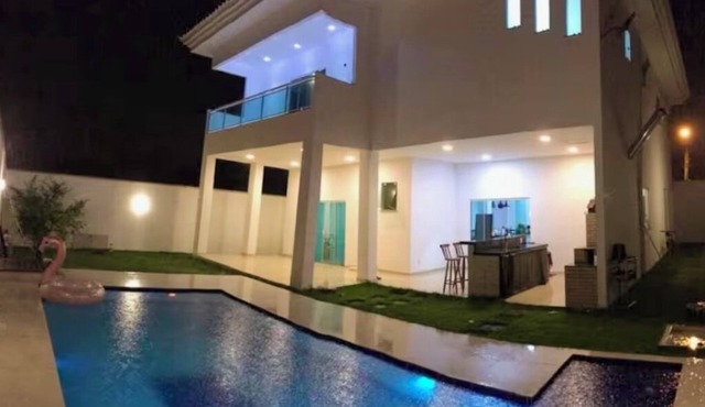HIGH-END HOUSE WITH GREAT LEISURE AREA