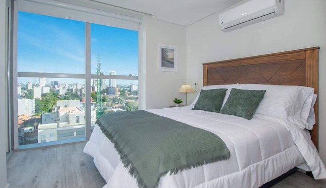 High-Floor City Base | 200Mbps | Gym, Pool & Sauna