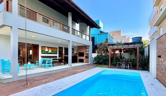 High Standard House with 5 Suites