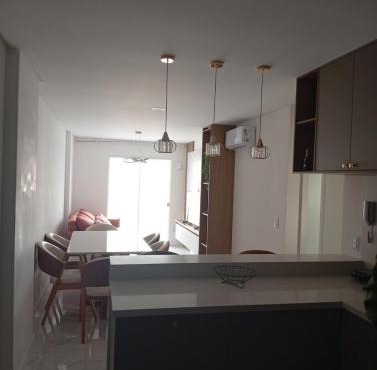 High standard apartment with walking access to Meia Praia