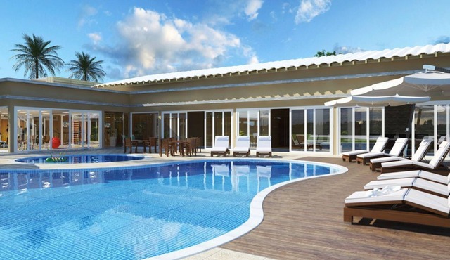 High standard gated community, spa and heated pool, free day use Surfland