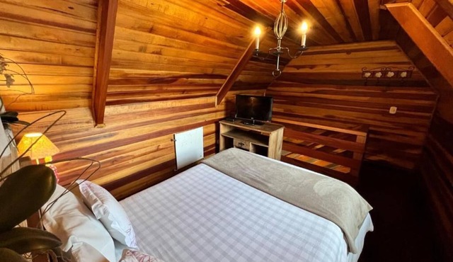 Home & Hosting - Deluxe Double Room with Balcony