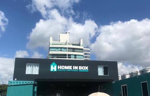 Home in Box Hostel