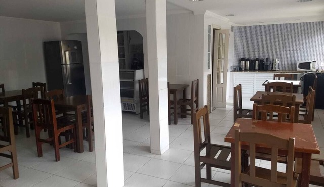 Hospedagem Central - Suíte 01 - Cabo Frio - Aluguel Econômico