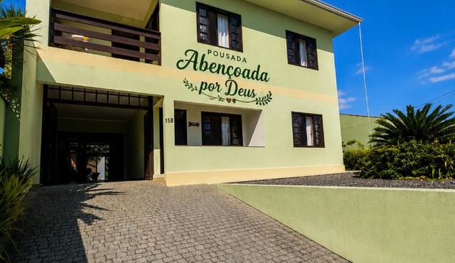 Hostel e Pousada Vó Lili