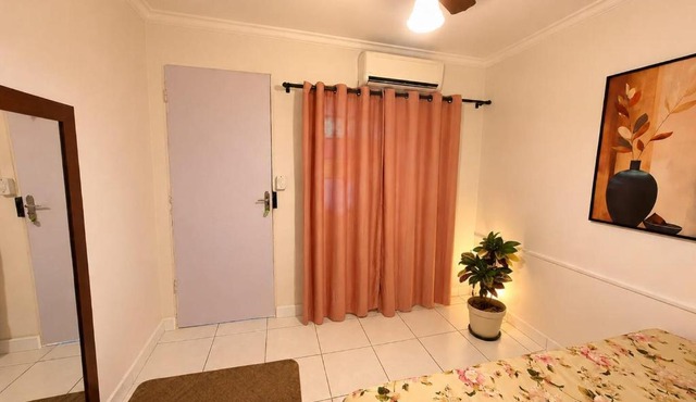 Hostel Goiabeiras com Piscina Próximo à Arena Pantanal