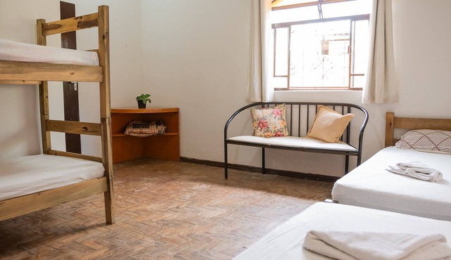 Hostel Segz