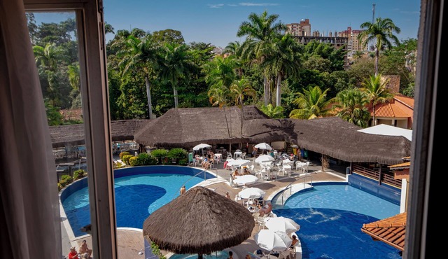 Hot Springs Flat Apart Hotel c. Banheira
