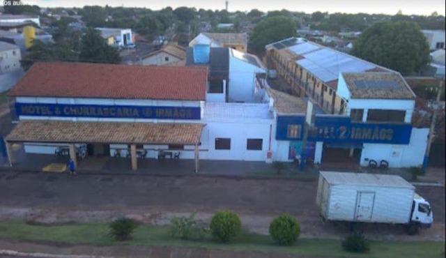 Hotel 2 Irmãos