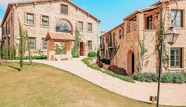 Hotel Borgo Del Vino