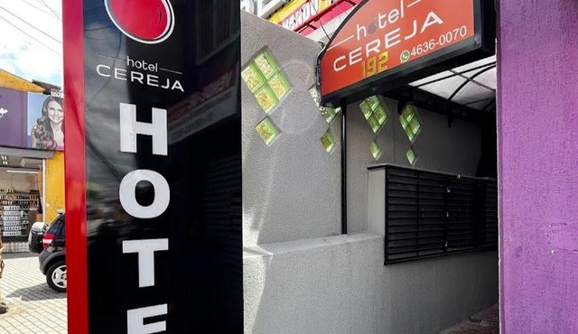 Hotel Cereja
