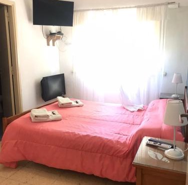 Hotel Embassy